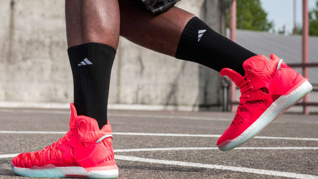 Adidas1_0.jpg